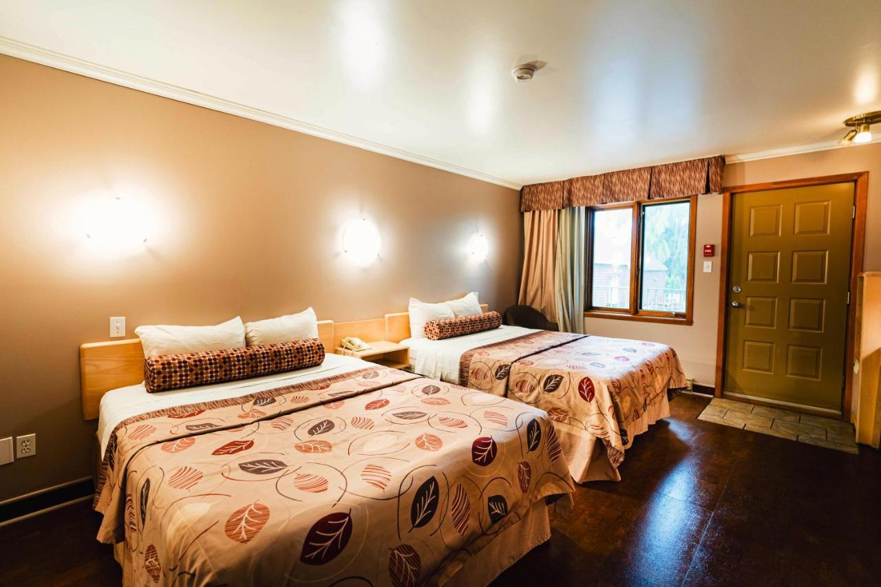 Auberge Harris Saint-Jean-sur-Richelieu Dış mekan fotoğraf