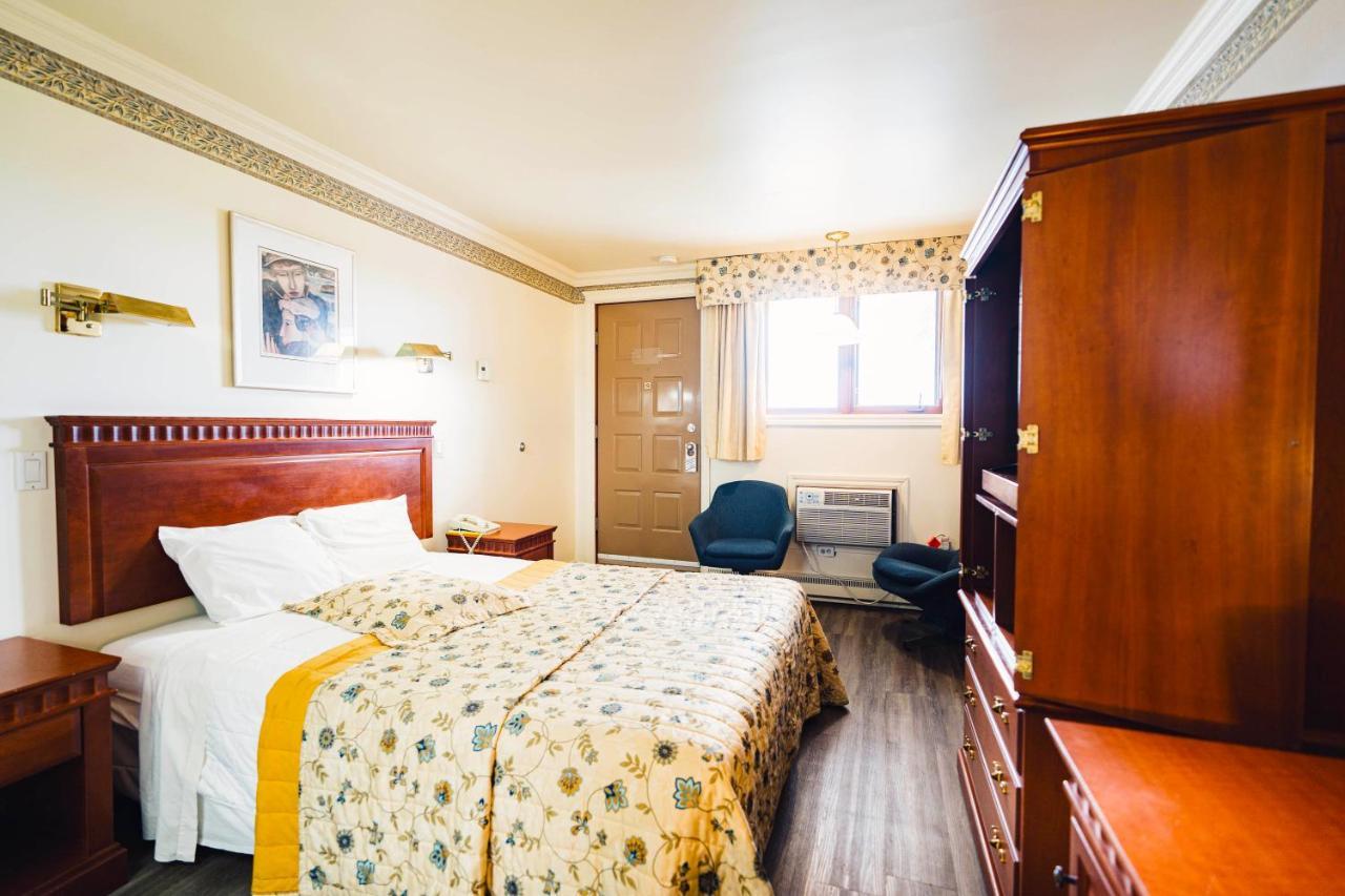 Auberge Harris Saint-Jean-sur-Richelieu Dış mekan fotoğraf