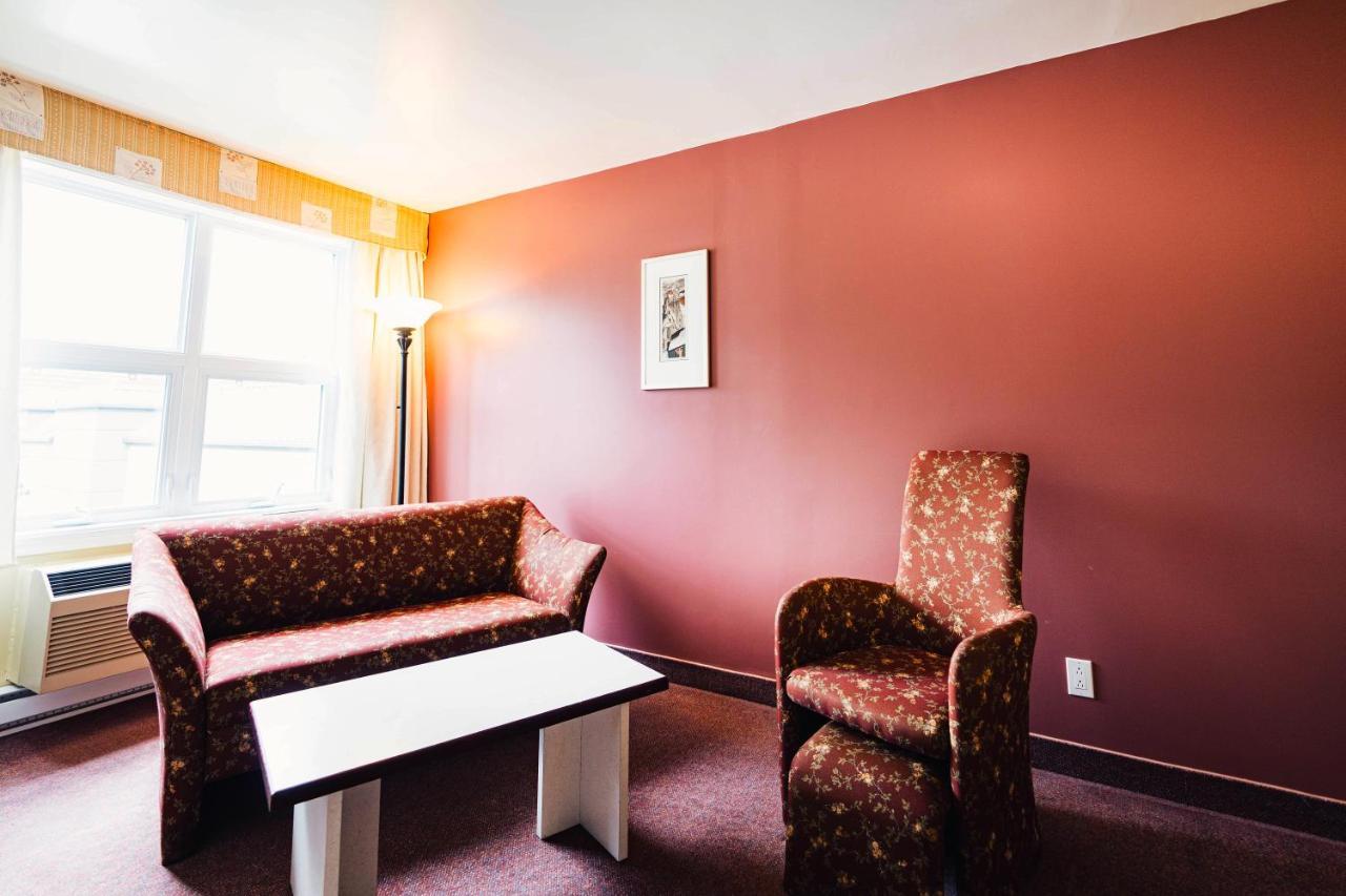 Auberge Harris Saint-Jean-sur-Richelieu Dış mekan fotoğraf