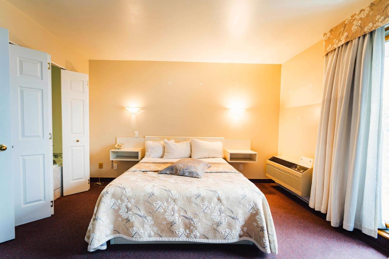 Auberge Harris Saint-Jean-sur-Richelieu Dış mekan fotoğraf