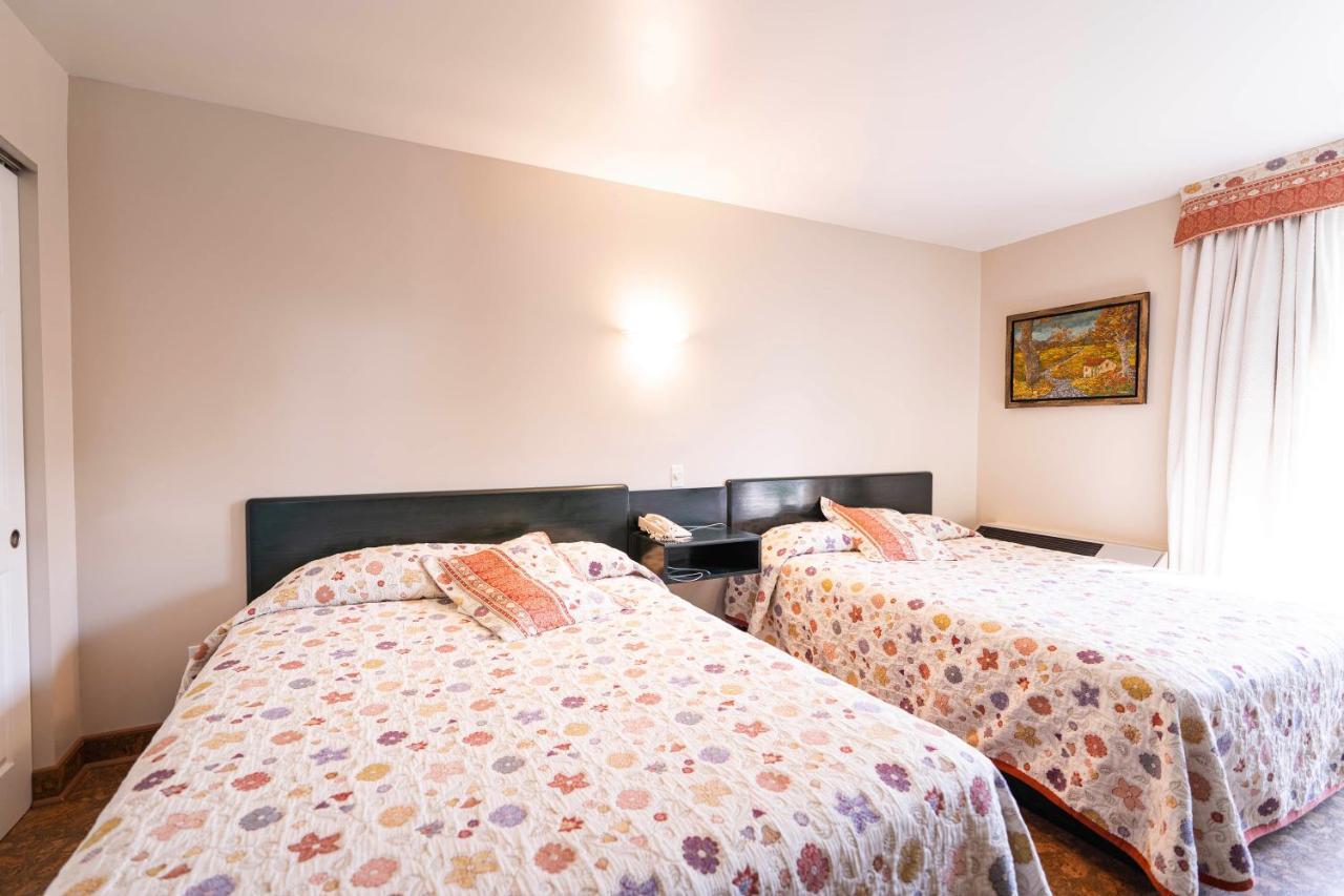 Auberge Harris Saint-Jean-sur-Richelieu Dış mekan fotoğraf