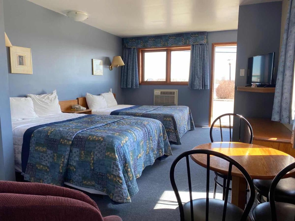 Auberge Harris Saint-Jean-sur-Richelieu Dış mekan fotoğraf