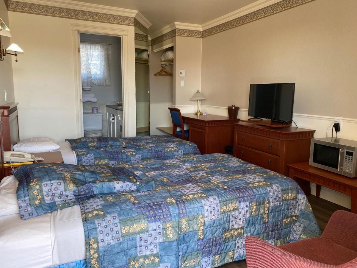 Auberge Harris Saint-Jean-sur-Richelieu Dış mekan fotoğraf